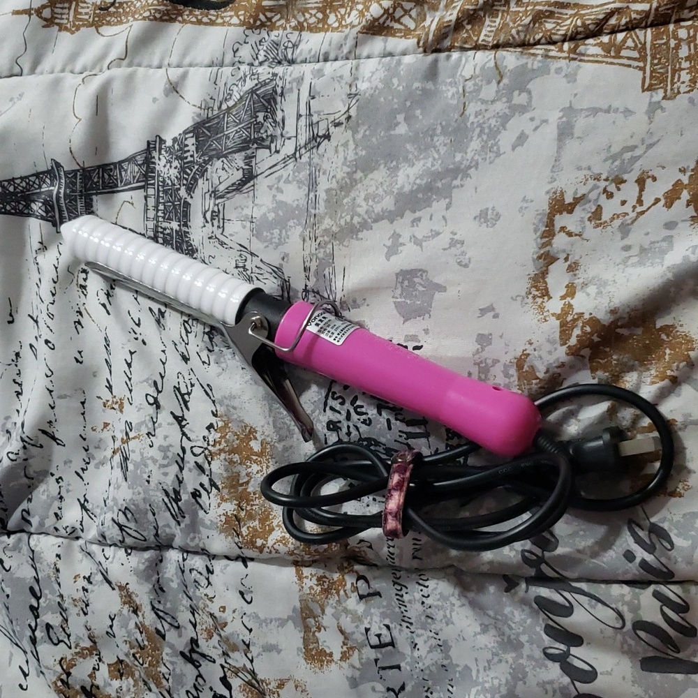 Electric Hair Curler Styling Tool Portable Home Travel Hair Curler Light